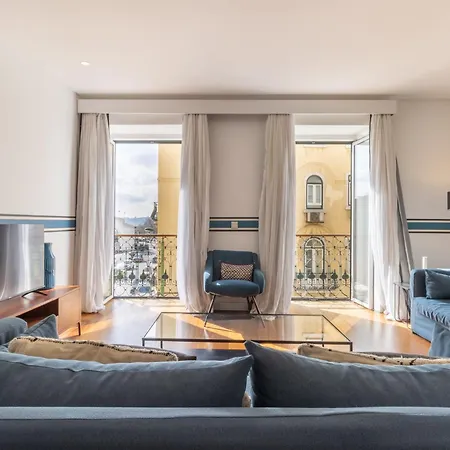 Modern 3br, Terrace, Ac/heating & Self Check-in *