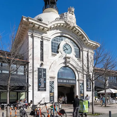 Modern 3br, Terrace, Ac/heating & Self Check-in