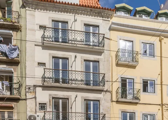 Modern 3br, Terrace, Ac/heating & Self Check-in Lisboa