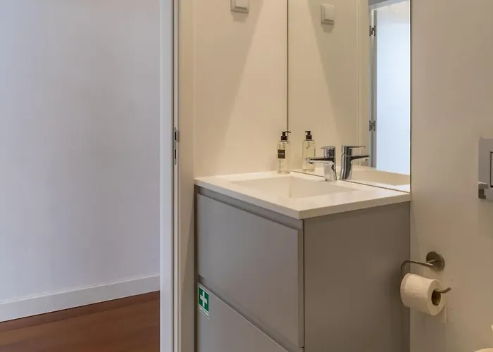 Διαμέρισμα Modern 3br, Terrace, Ac/heating & Self Check-in *