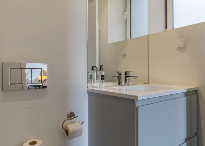 Διαμέρισμα Modern 3br, Terrace, Ac/heating & Self Check-in