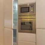 Modern 3br, Terrace, Ac/heating & Self Check-in Apartment *